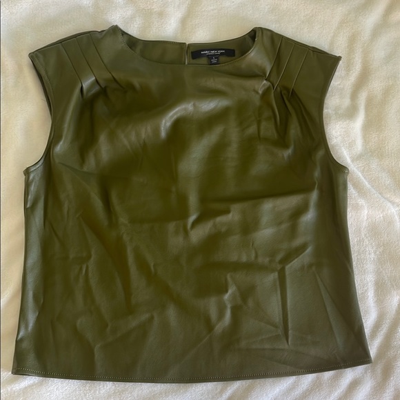 Marc New York Tops - Green Boxy Tank Top with Rounded Neckline